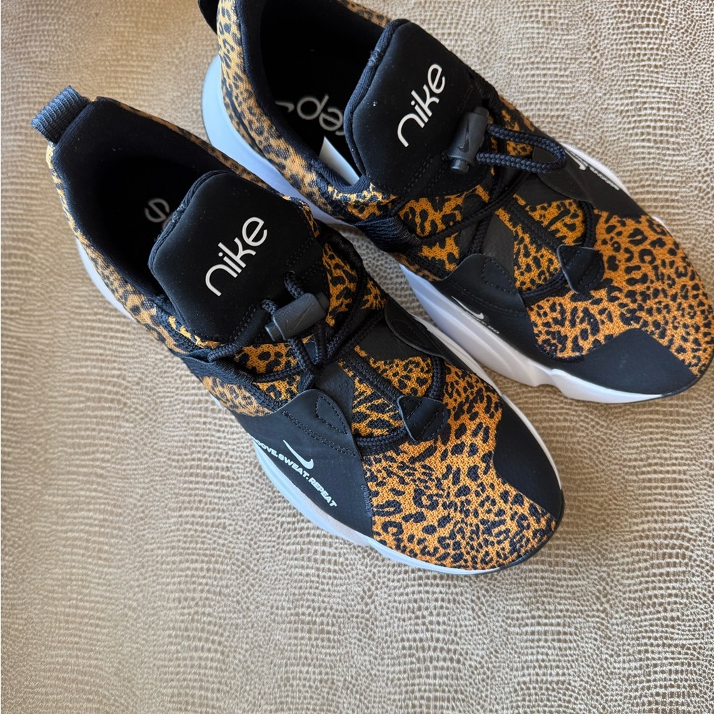 Nike Leopard Print Athletic Shoes